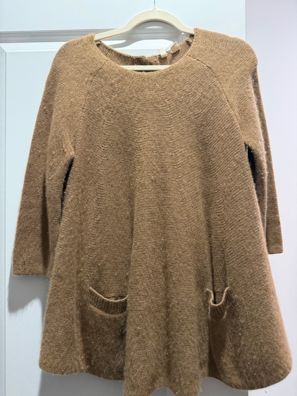 100% Cashmere Camel Pocket Swing Knit Sweater - Women